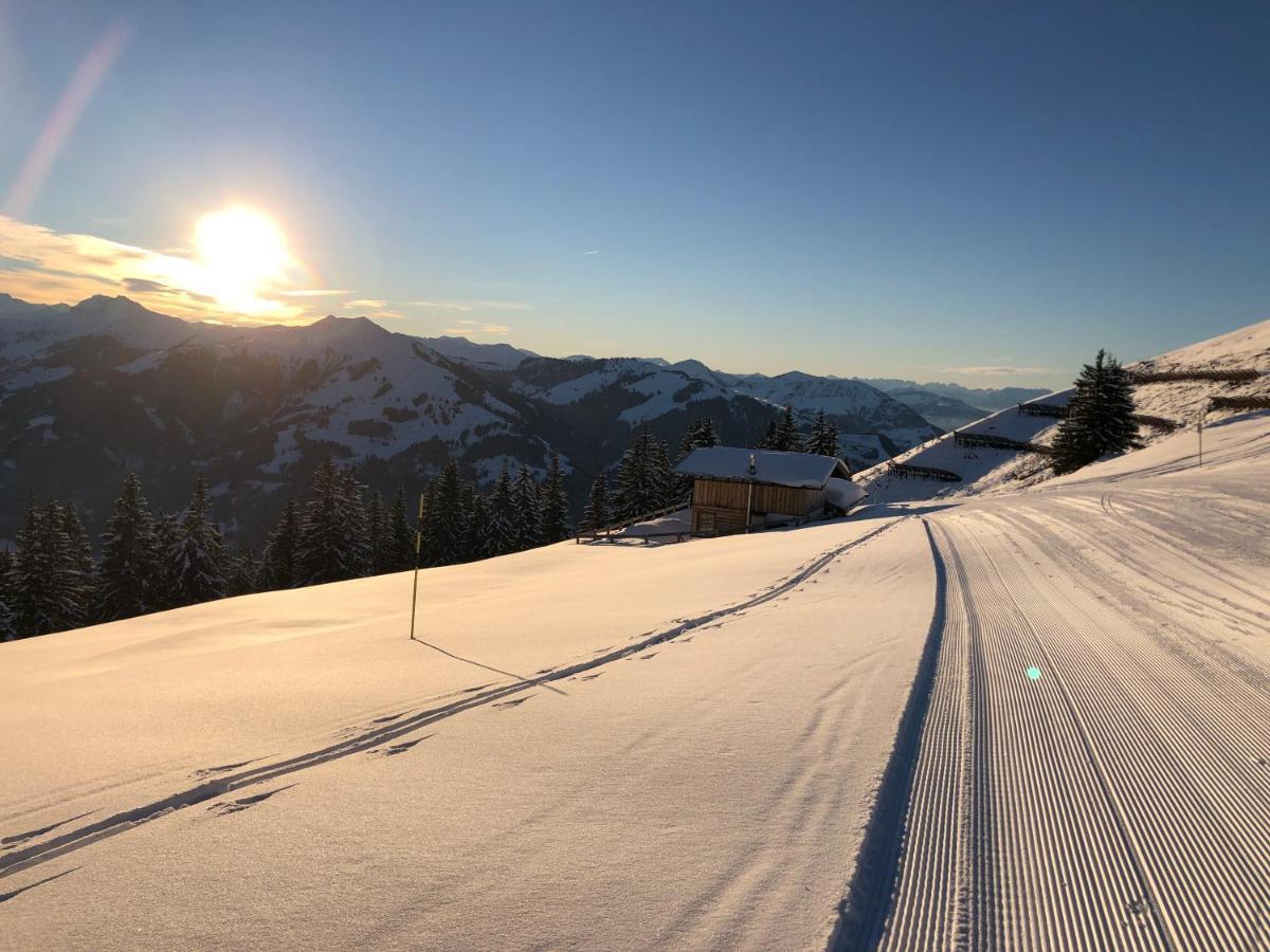 Hotel Alpin Tyrol - Kitzbueheler Alpen Sankt Johann in Tirol Exteriör bild
